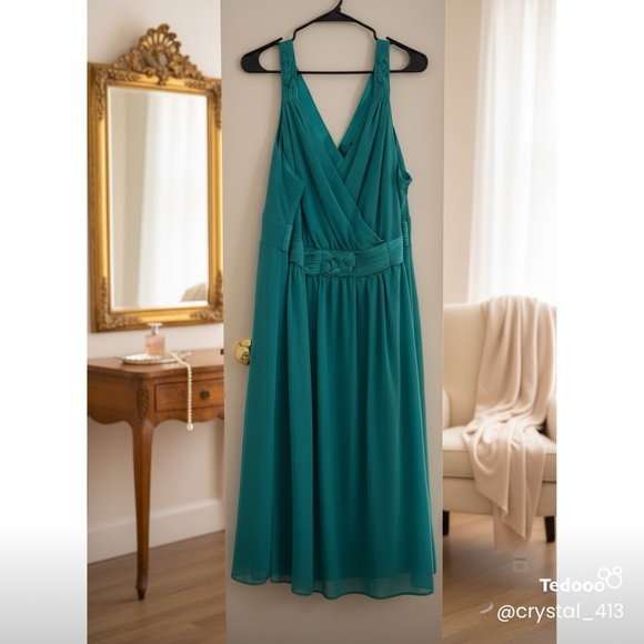 Lane Bryant Dresses & Skirts - Lane Bryant Teal Midi Dress